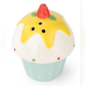 One Ankyo Development Cupcake Sprinkle Shaker Christmas Valentines Day